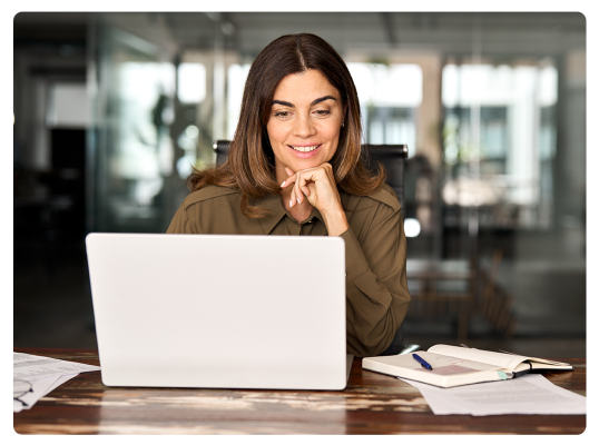 female-exec-computer